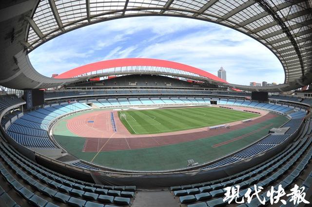 OB电竞官方网站-加座位、换草坪、补灯光……看苏超“十三太保”主场怎样迎接新赛季